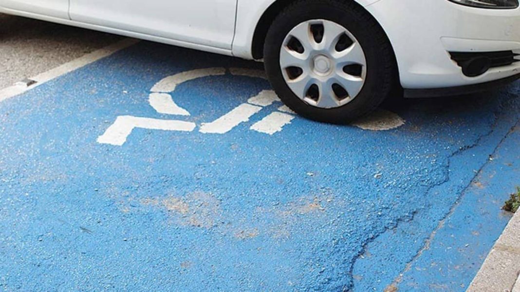 ΕΛ.ΑΣ. Δυτική Ελλάδα: 881 παραβάσεις για παρεμπόδιση ελεύθερης κίνησης τον Αύγουστο 2025