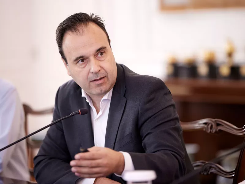 Παπαστεργίου: Τέλος τα ταξίδια με την παλιά ταυτότητα από το επόμενο καλοκαίρι