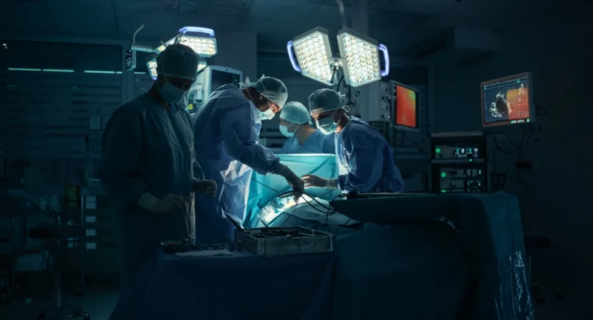 surgeons_arxeio-1-850x460
